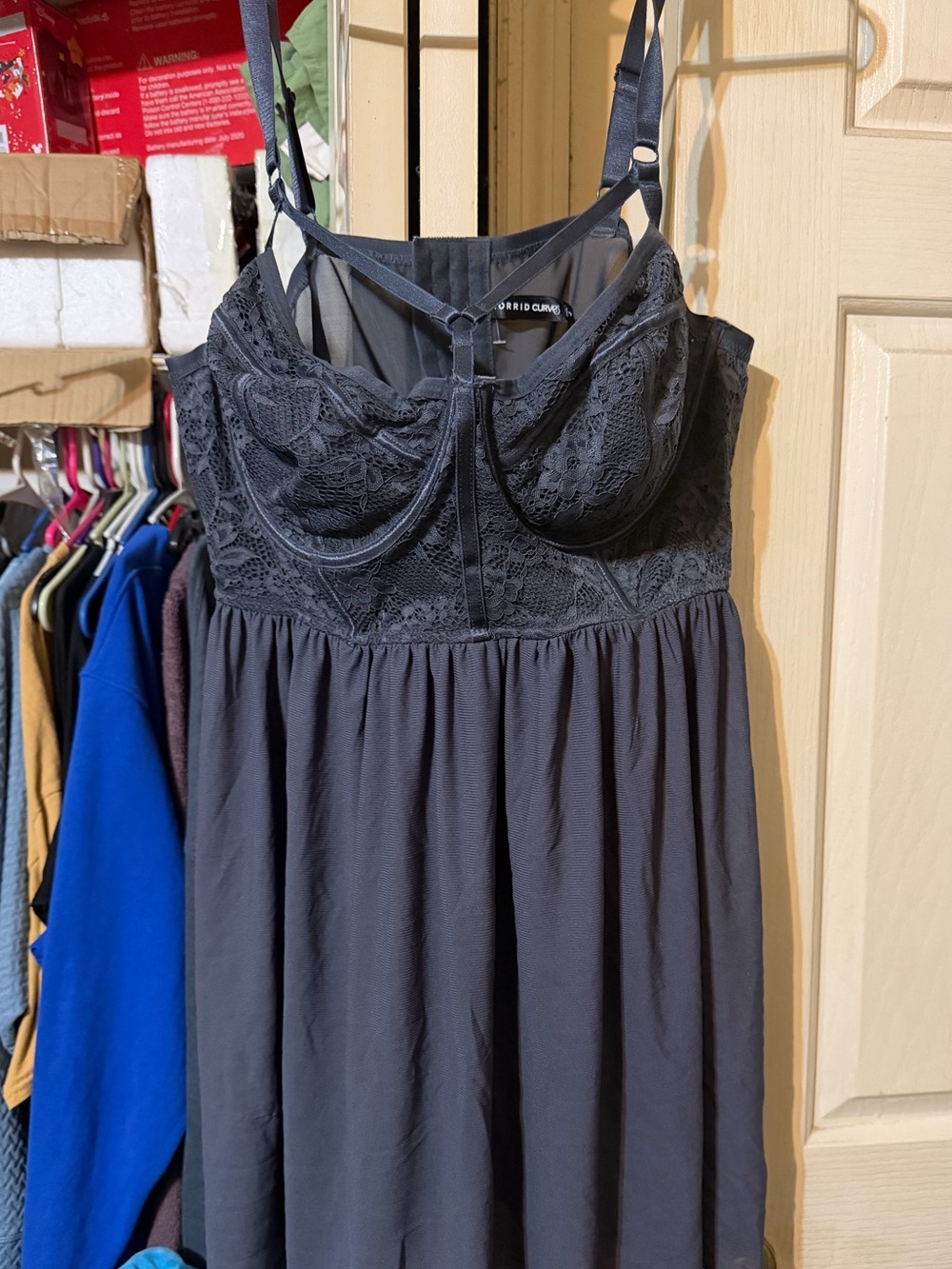 Lace-Bodice Nightdress with Adjustable Straps — Charcoal